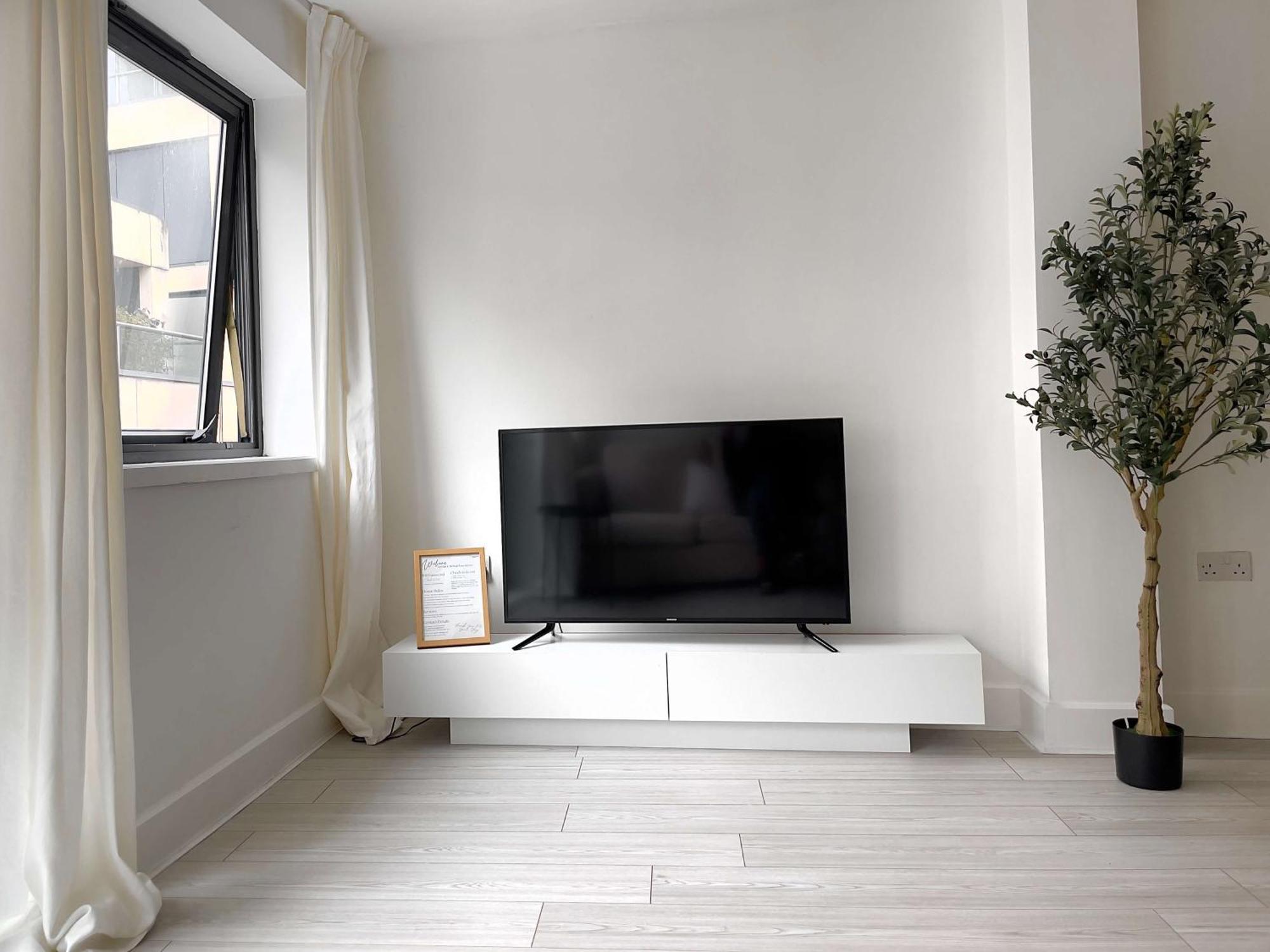 Bright And Beautiful 2Bdr Central London Flat מראה חיצוני תמונה