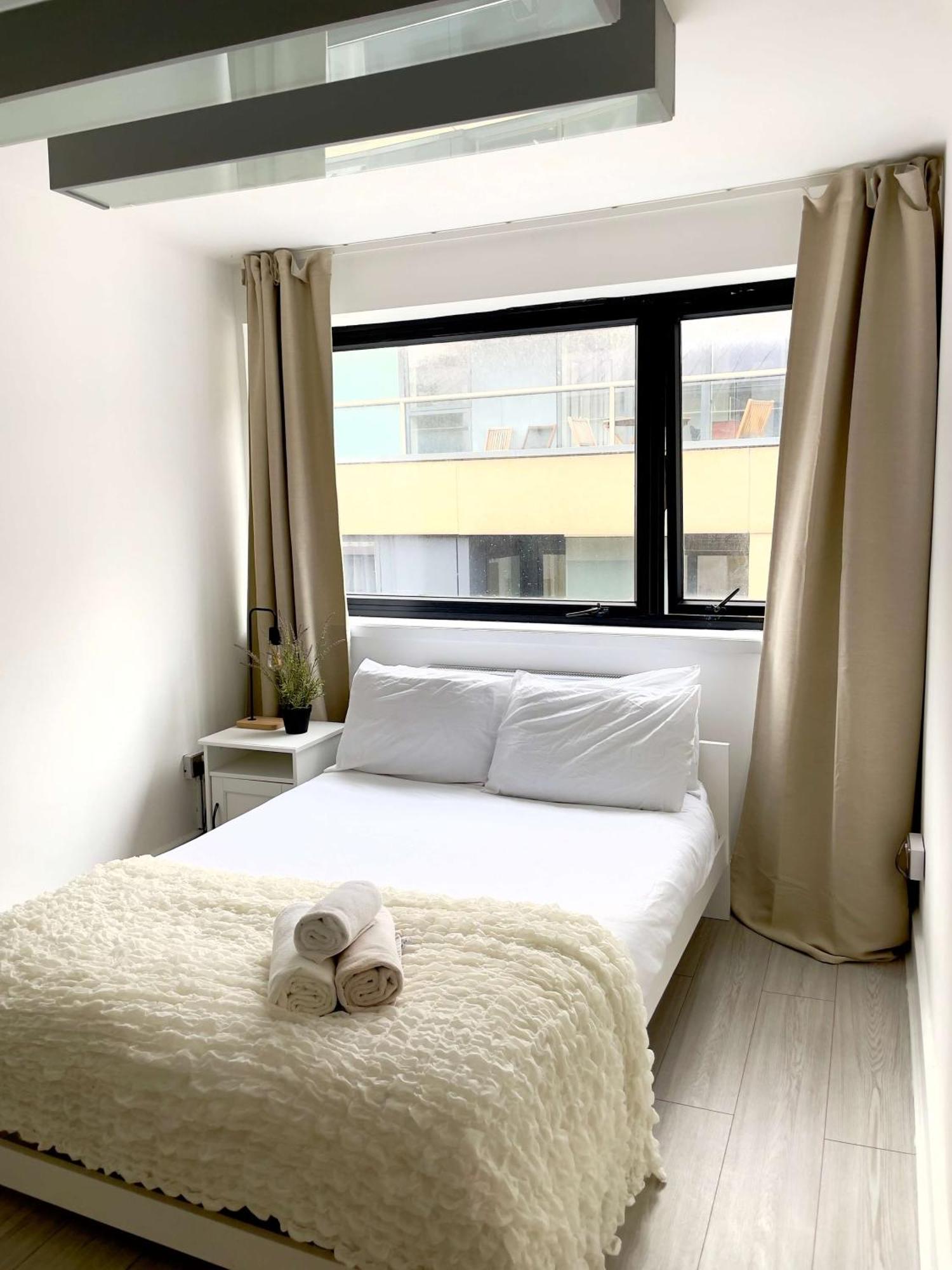 Bright And Beautiful 2Bdr Central London Flat מראה חיצוני תמונה